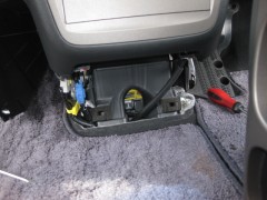 エリシオン後席モニター 003