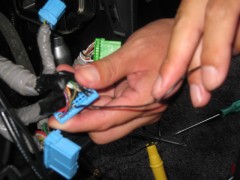 エリシオン後席モニター 011