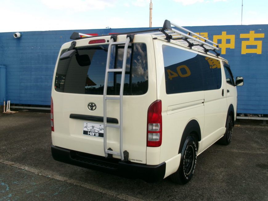 4型ディーゼル！4WD！ブラックホイール＆ホワイトレター